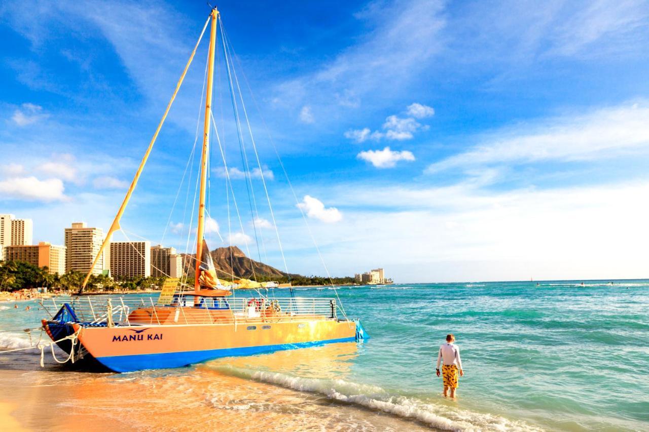 Cozy Waikiki Getaway, Stroll To Beach With Free Parking Хонолулу Екстериор снимка
